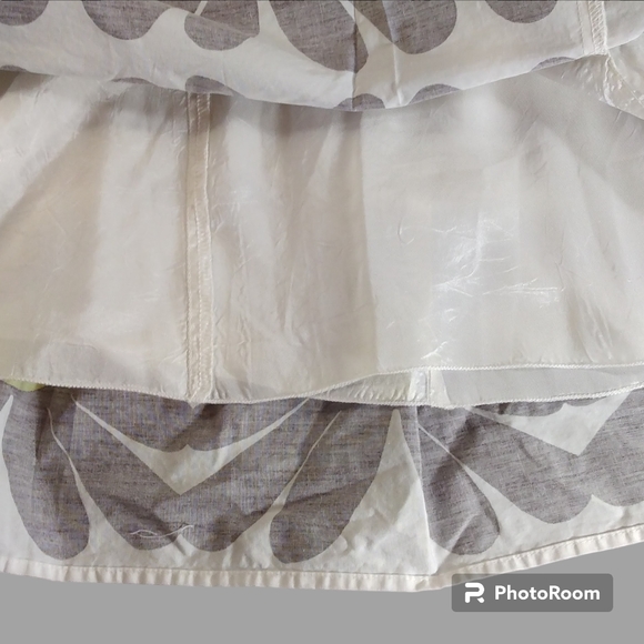 B Darlin strapless floral dress, no size, measurements given 30" bustline - Picture 9 of 9